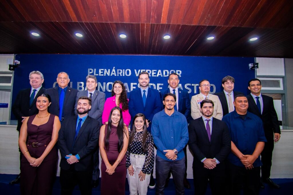 Câmara Municipal empossa mais sete servidores aprovados no concurso